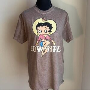 Women’s Medium Cowgirl Betty Boop T-Shirt